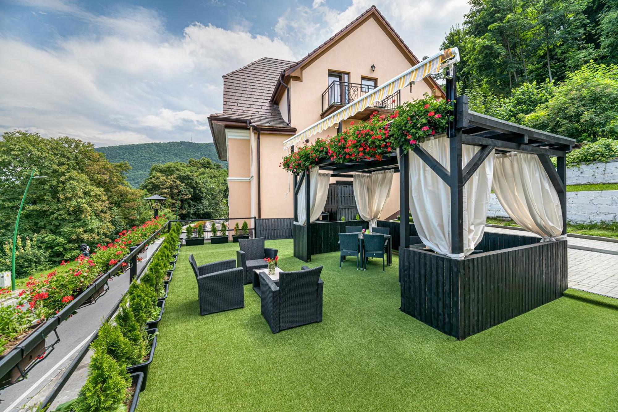 Casa Moritz Hotell Braşov Eksteriør bilde